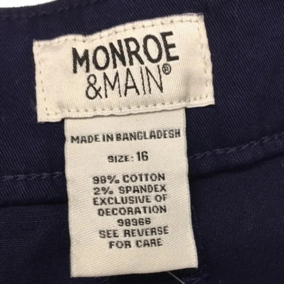 Monroe &Main ladies shorts 16 - Picture 10 of 16